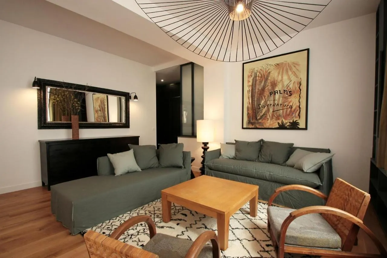 210043 - Superbe 3 Pieces A Republique Apartment